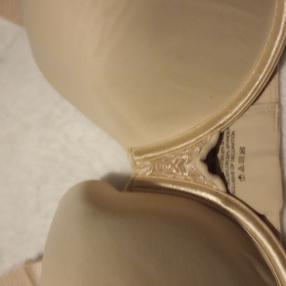 Vanity fair back smoother bra. 38DD. NWOT 76380 - Picture 3 of 7